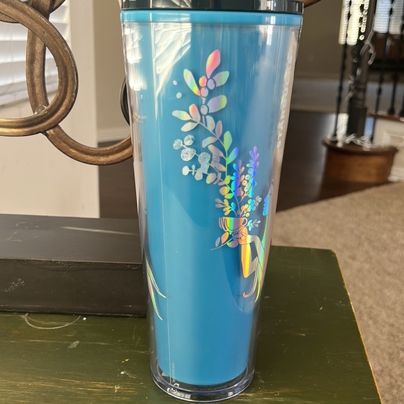 2021 Starbucks Cup limited holiday edition - Picture 2 of 7